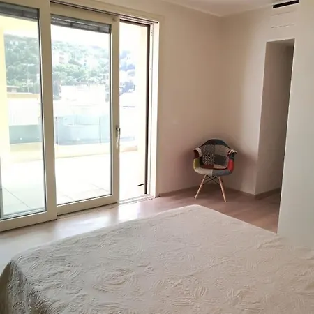 House Vista Mare Apartment
