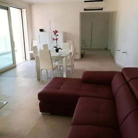 House Vista Mare Apartment